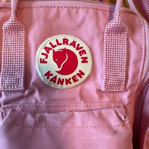 Good condition light pink small Fjallraven backpack.